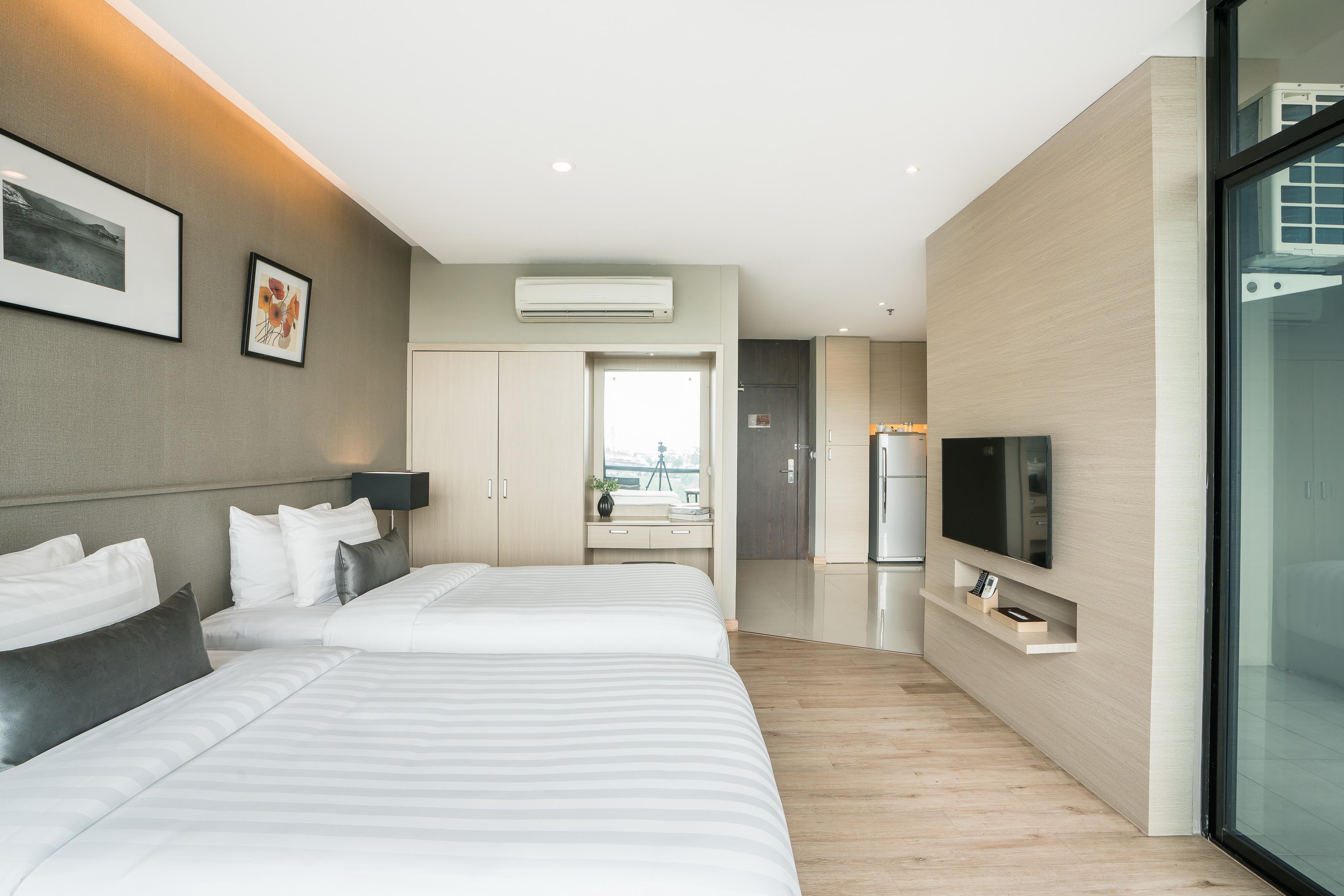 Altera Hotel And Residence By At Mind Pattaya Esterno foto
