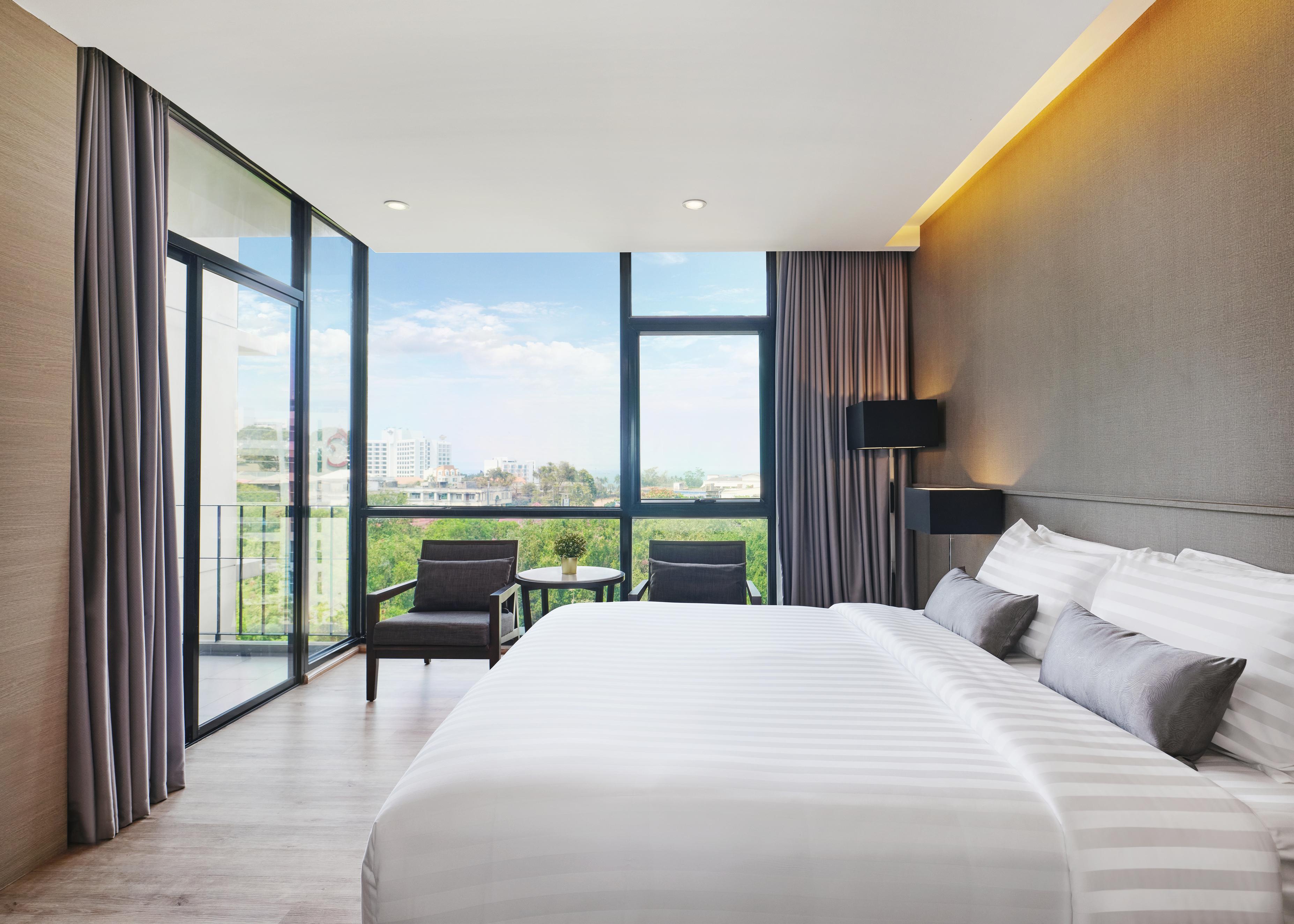 Altera Hotel And Residence By At Mind Pattaya Esterno foto