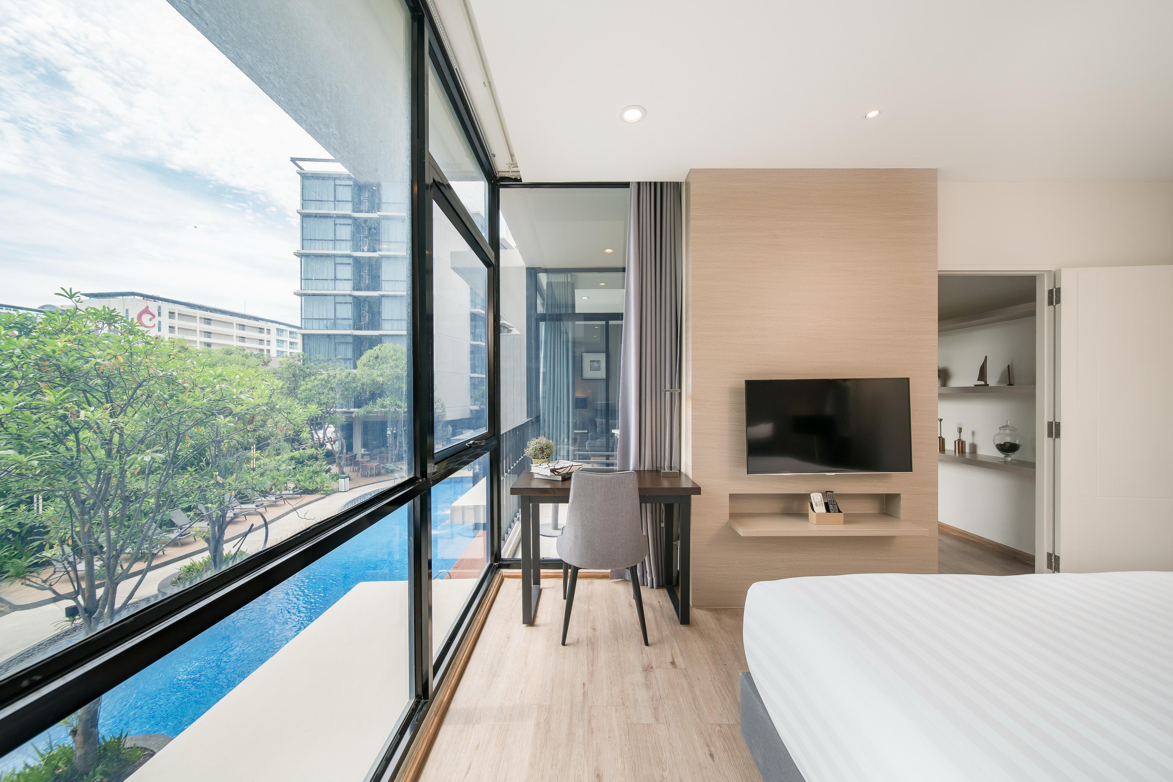 Altera Hotel And Residence By At Mind Pattaya Esterno foto