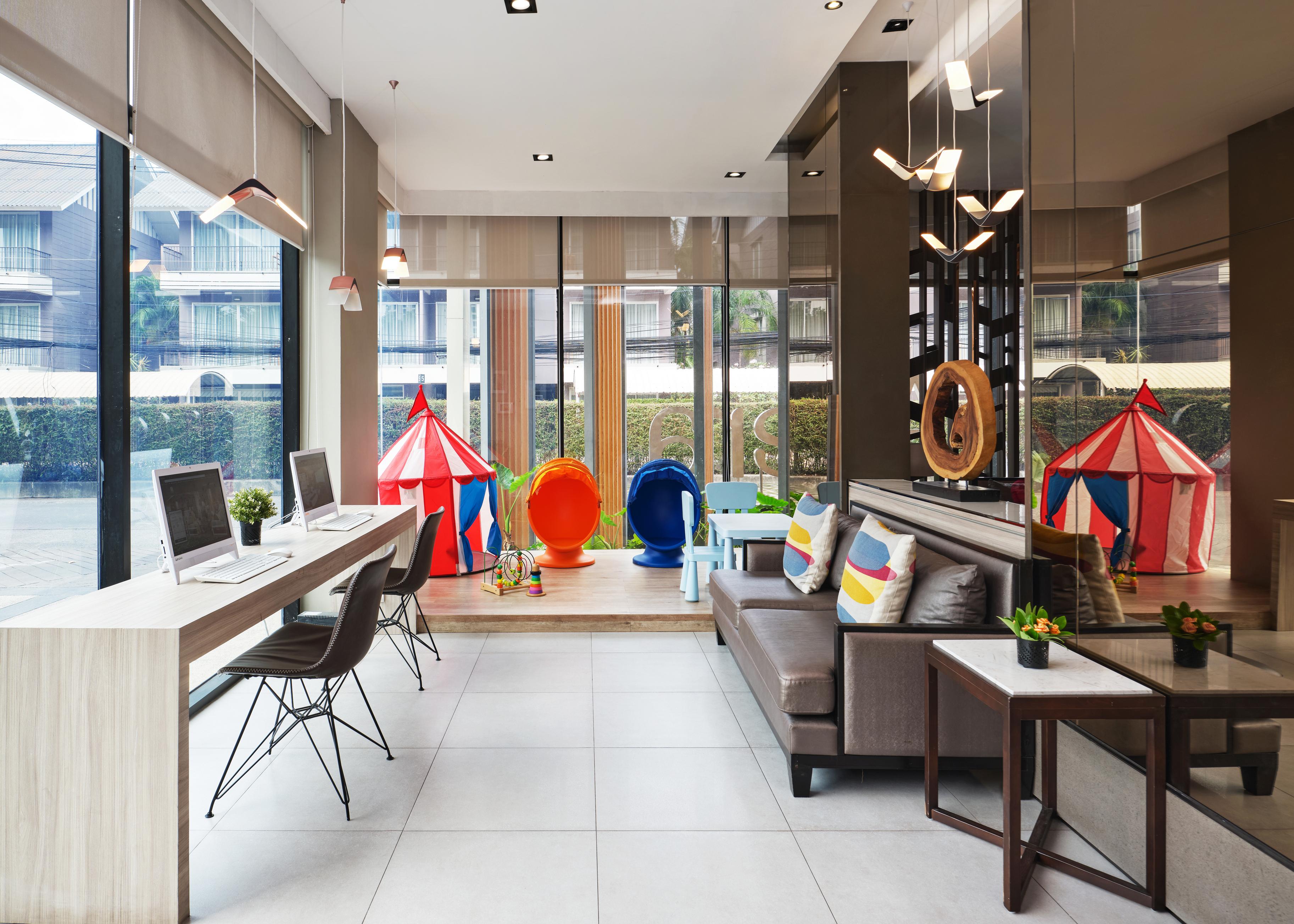 Altera Hotel And Residence By At Mind Pattaya Esterno foto
