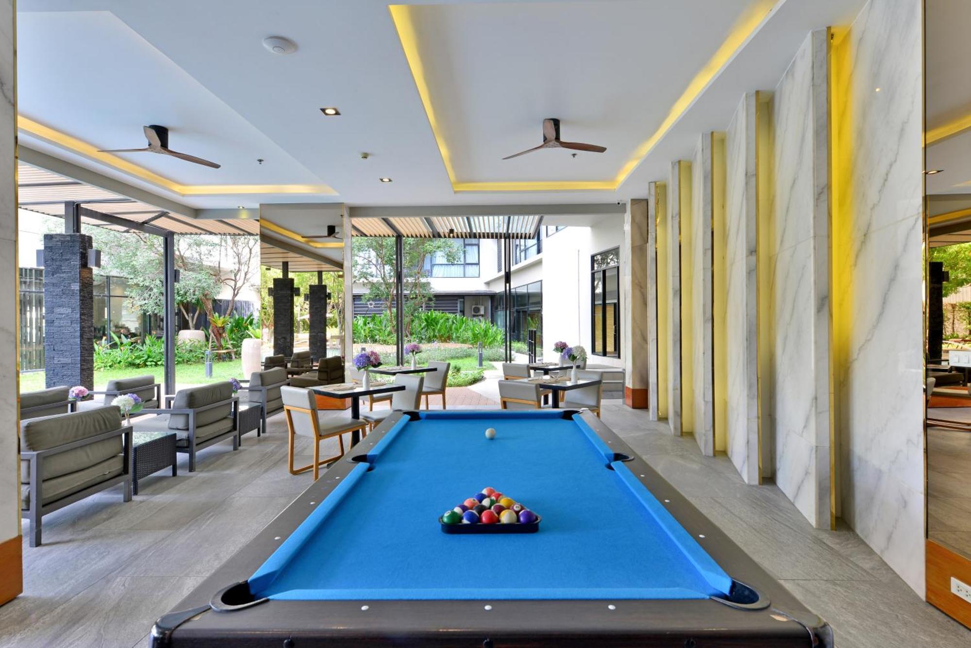 Altera Hotel And Residence By At Mind Pattaya Esterno foto